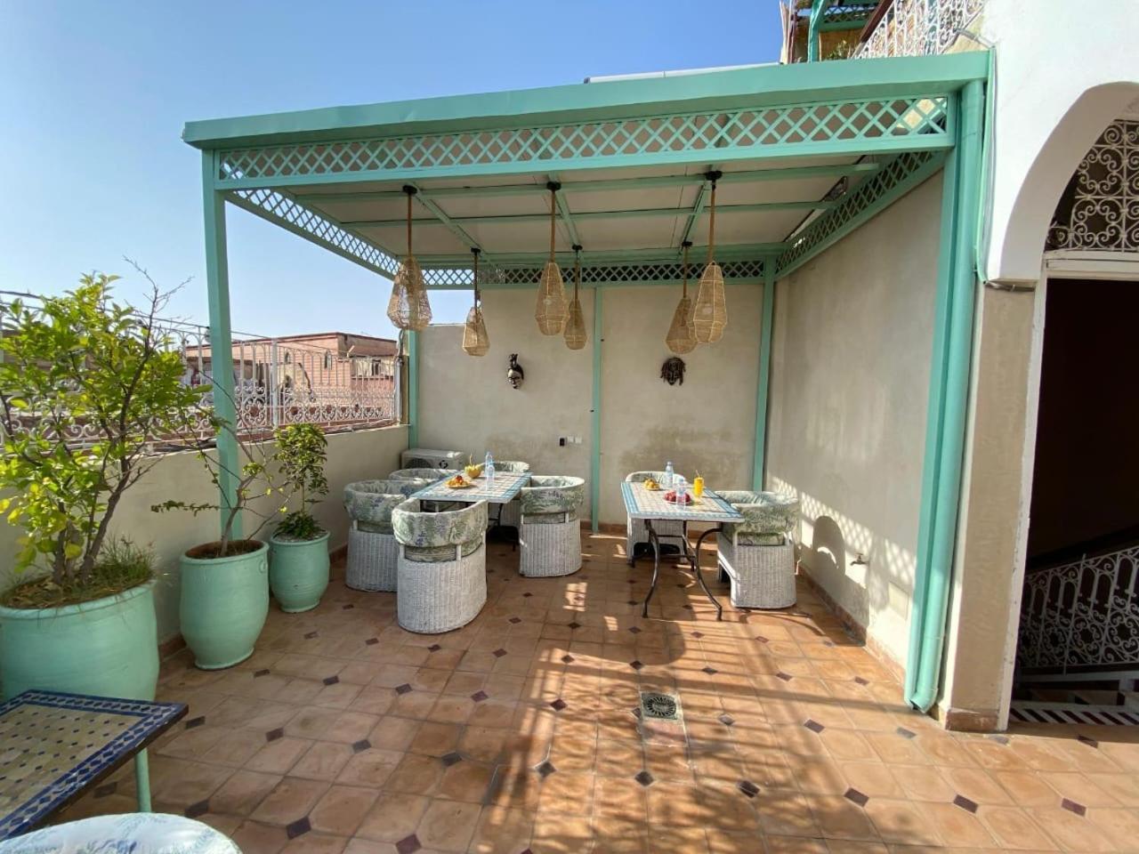 Riad Makech